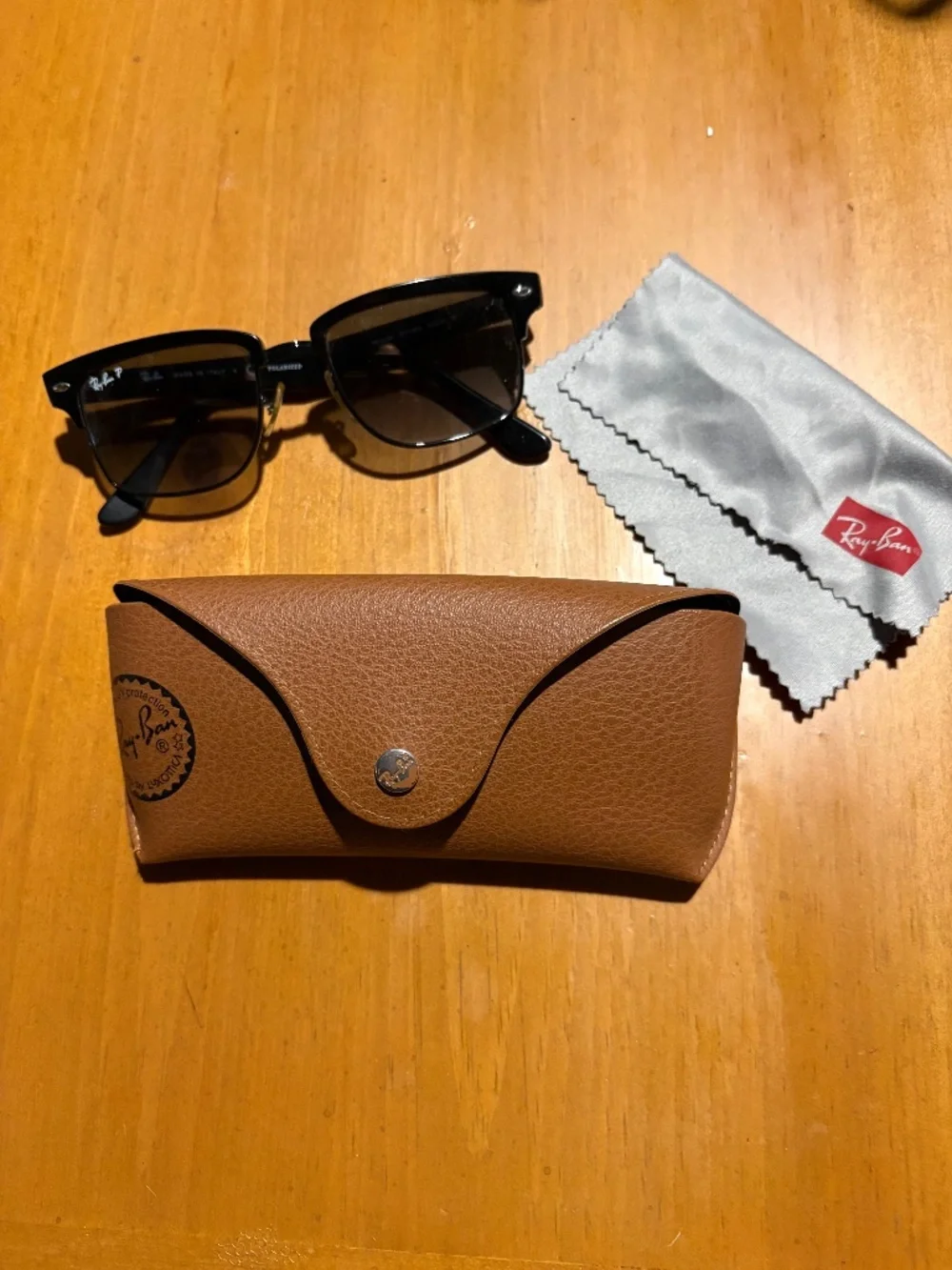 Mens RayBan Clubmaster Sunglasses